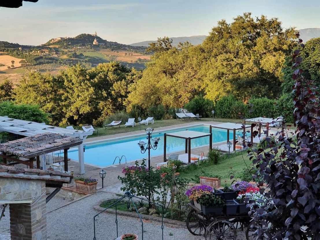 Aparthotel Residenza Collefiorito Todi Zewnętrze zdjęcie